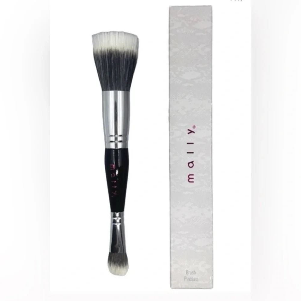 Mally's Double-Ended Powder Brush, NIB